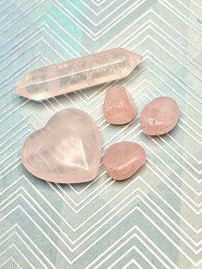 Rose Quartz Crystal Set - Soft Pink Healing Stones